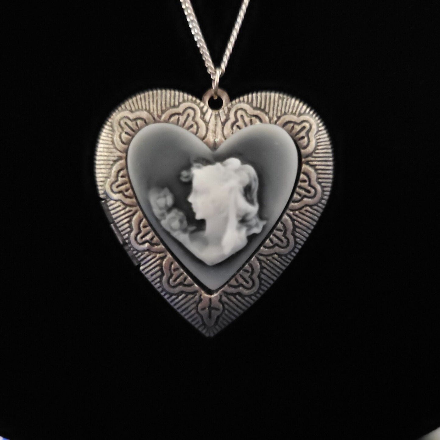 Vintage Filigree Grey Heart Shaped Cameo Girl Locket Brooch  Silver Tone  2"